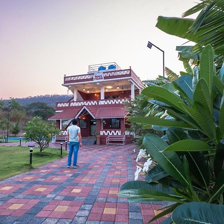 Vibe Meadows Villa With Private Swimming Pool Near Kashid Beach Extérieur photo
